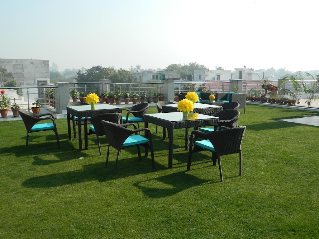 Bed and Breakfast 76 Friends Colony Neu-Delhi Exterior foto