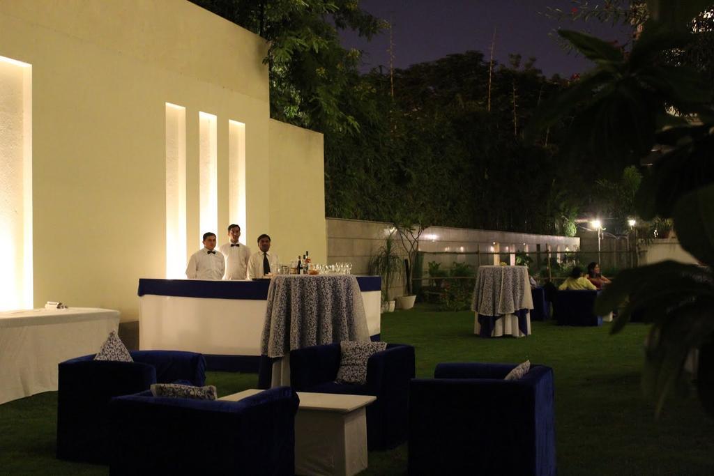 Bed and Breakfast 76 Friends Colony Neu-Delhi Exterior foto